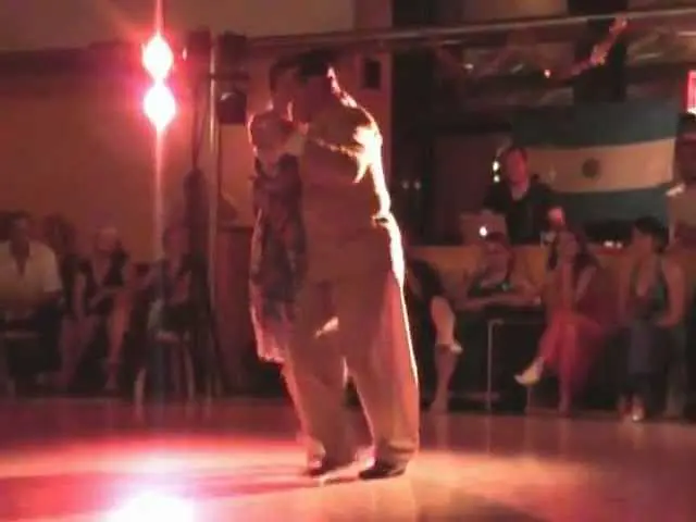 Video thumbnail for Sergio Natario y Alejandra Arrue - Tango Rodolfo 2012.mpg