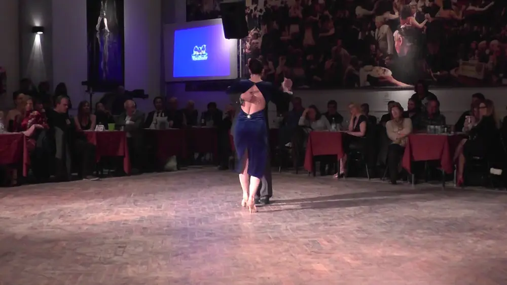 Video thumbnail for Carlos Estigarribia y Dana Zampieri, Parakultural 31/08 ,la vida es una milonga