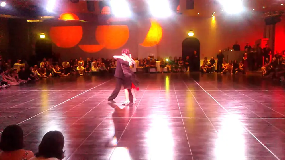 Video thumbnail for Fausto Carpino Y Stephanie Fesneau - L'Aquila Tango Festival 2014