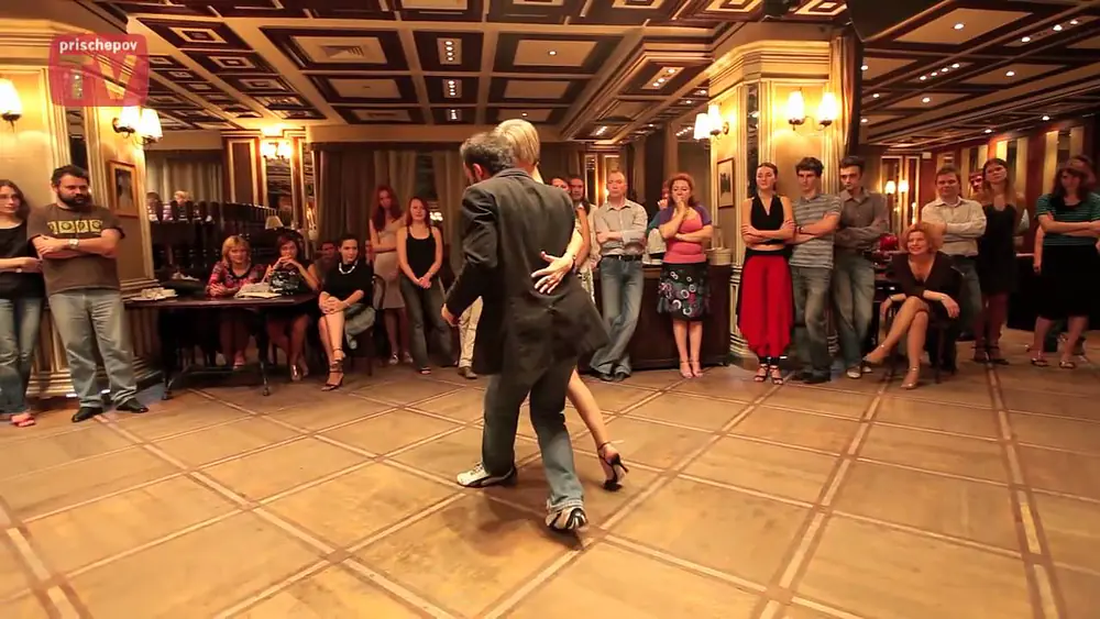 Video thumbnail for Giggio Giovanni & Anna Zyuzina, Milonga "Cherchez la femme", 06.10.2010