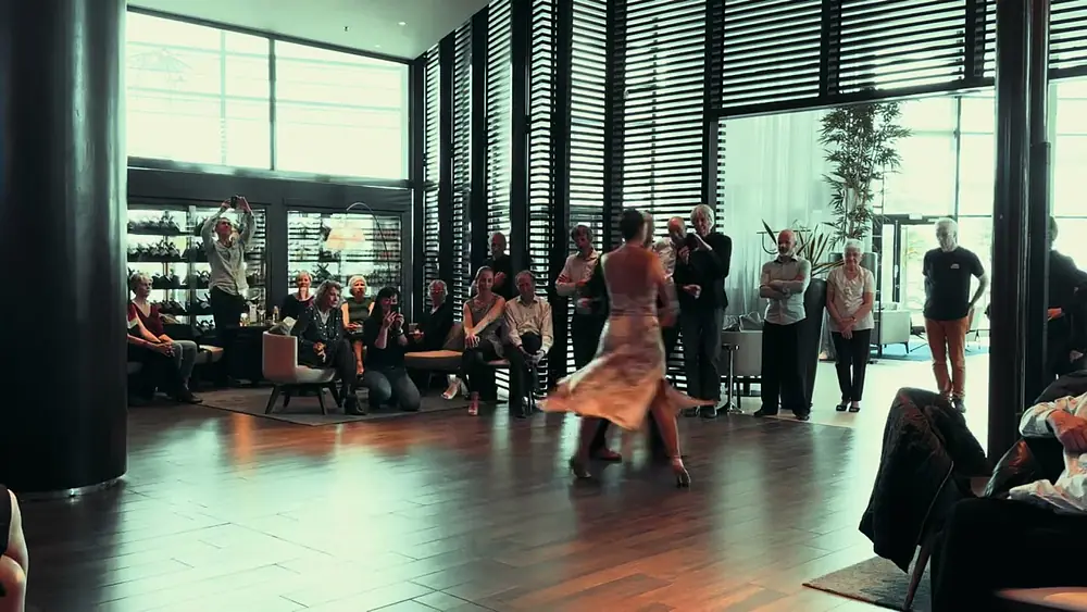 Video thumbnail for Inês Gomes & Cédric Basso, Tango Passion Evian, mars 2023 3/4