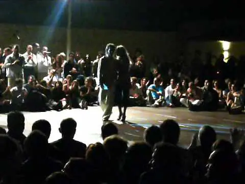 Video thumbnail for Eugenia Parilla & Pablo Inza - Tango