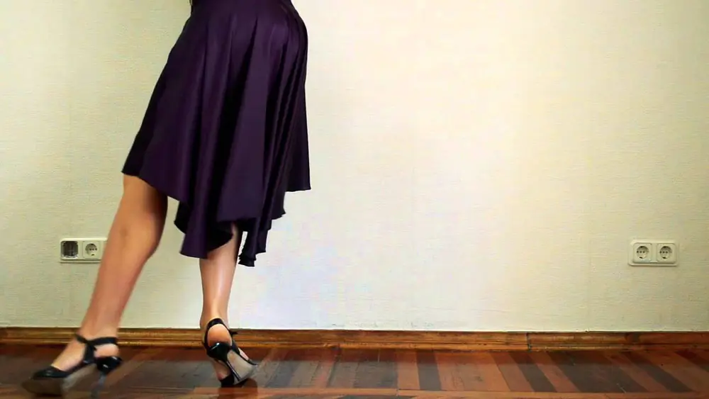 Video thumbnail for Adornos de Tango Improvisation. Tango Women´s Technique from Angelina Zubko
