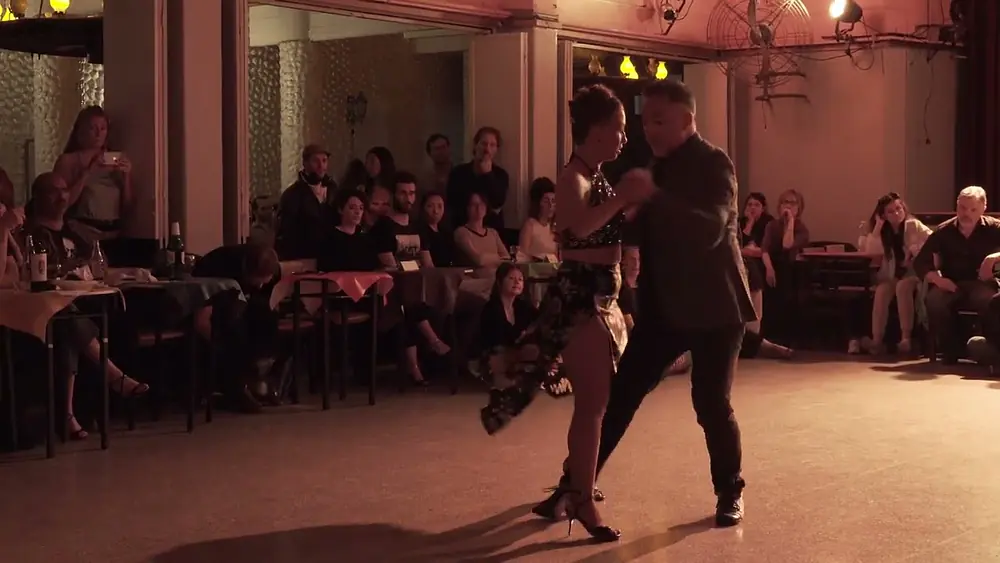 Video thumbnail for Alejandro Larenas & Marisol Morales | El Motivo Tango 3/4 Buenos Aires Septiembre 2023