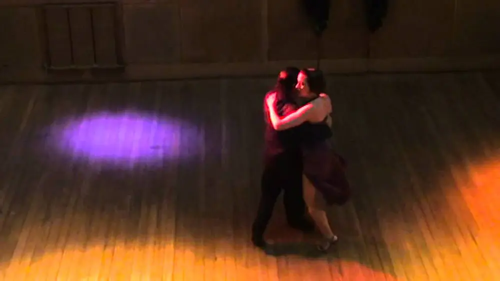 Video thumbnail for TANGO.ARGENTINO-PABLO NIEVAS Y VALERIA ZUNINO.2011-LONDRES-LOCA