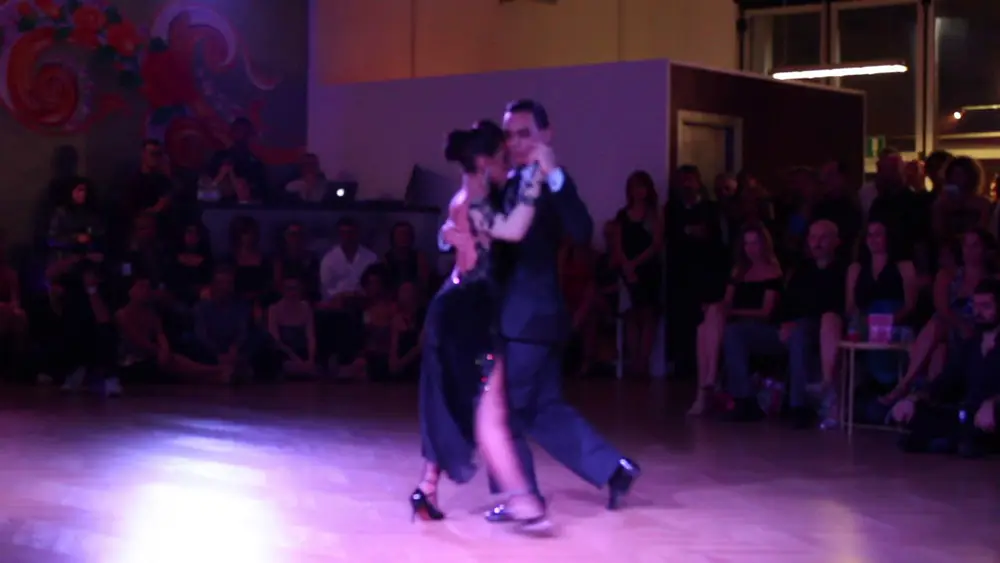 Video thumbnail for 2 Corazones Tango Accademia: Juan David Vargas & Paulina Mejia 1/4 - Rimini 2017