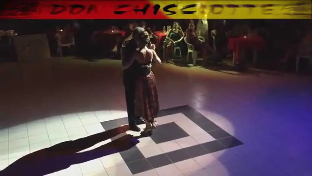 Video thumbnail for Milonga del Don Chisciotte (Bologna Italia) - Laura Melo y Ricardo Barrios - 2/3