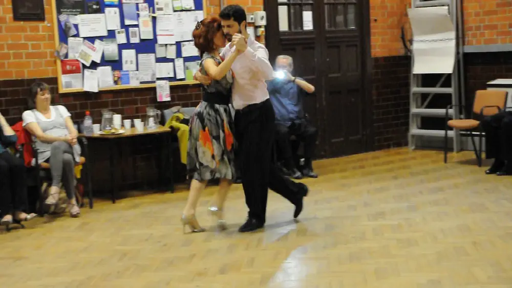 Video thumbnail for Vals Classes with Cristian Petitto & Alexandra Wood at Reading Tango Club