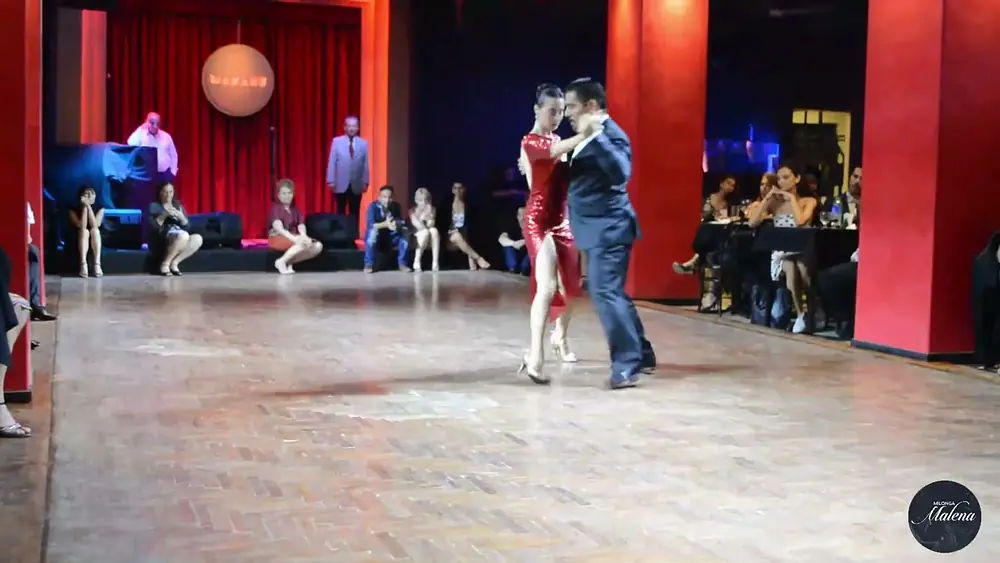 Video thumbnail for Natalia Hassan & Leonel Mendieta en Milonga Malena "COMO NINGUNA"!!2/3