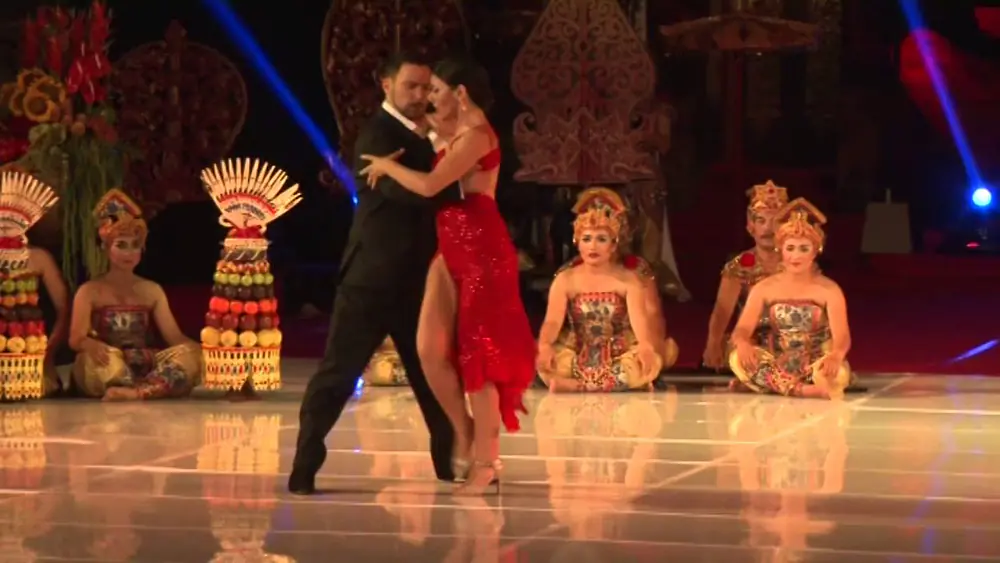 Video thumbnail for Tango in Paradise 2015 - Pablo Giorgini y Noelia Coletti (Part 2)