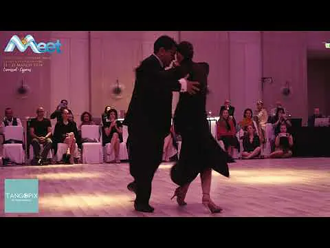Video thumbnail for Carlos Espinoza & Agustina Piaggio dance Juan D'Arienzo - Milonga que Peina Canas