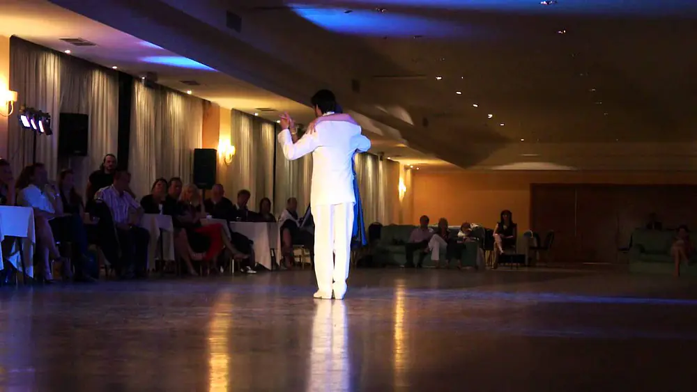 Video thumbnail for Javier Rodriguez & Andrea Missé - TangoCamp 2011 Italy