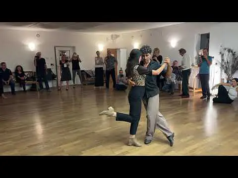 Video thumbnail for Maria Mondino & Ismael Ludman - Tango Class Resume