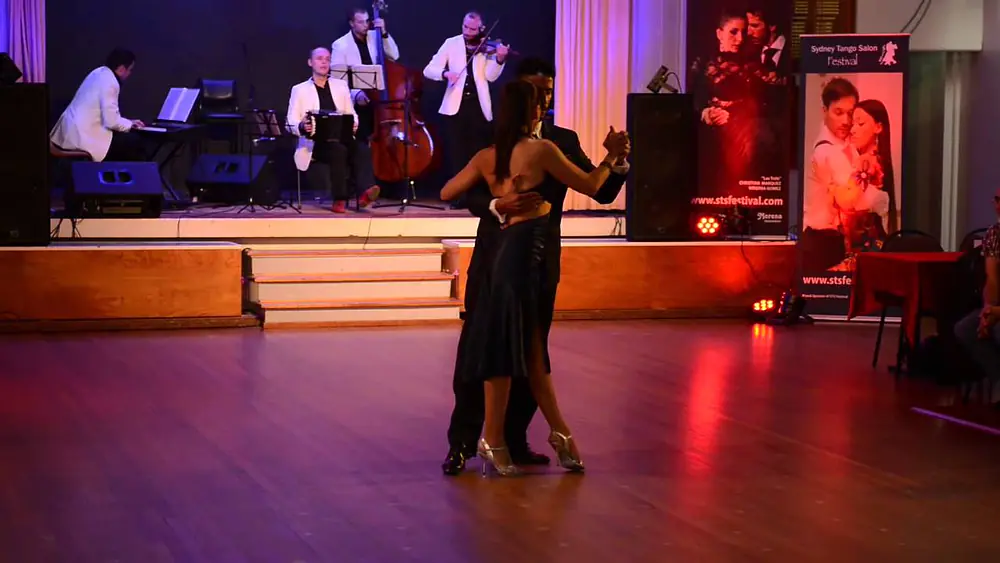 Video thumbnail for Los Totis' Christian Marquez y Virginia Gomez with Solo Tango Orquesta - Farewell Milonga
