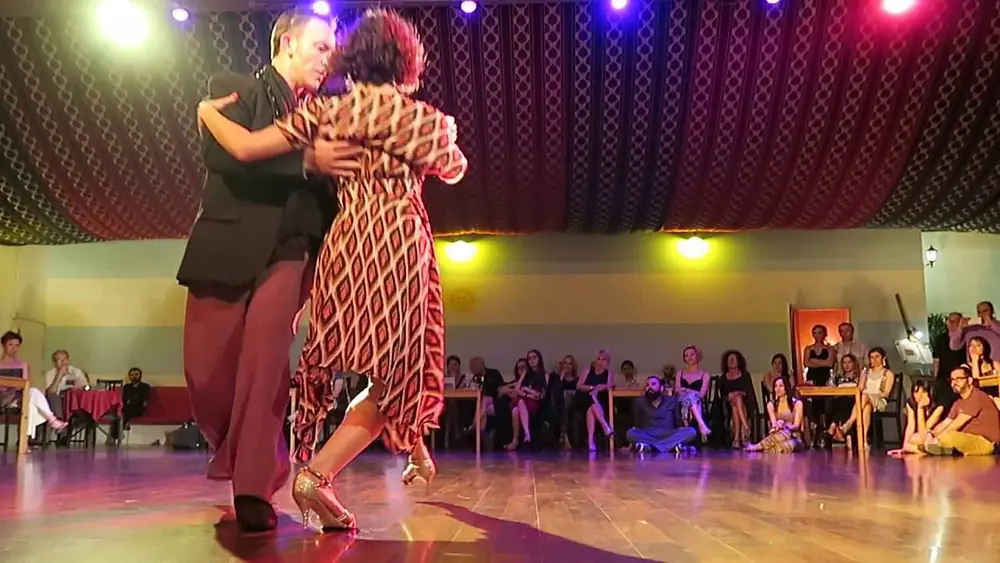 Video thumbnail for 10.06.16 - Lucila Cionci & Joe Corbata - El Garufa 01
