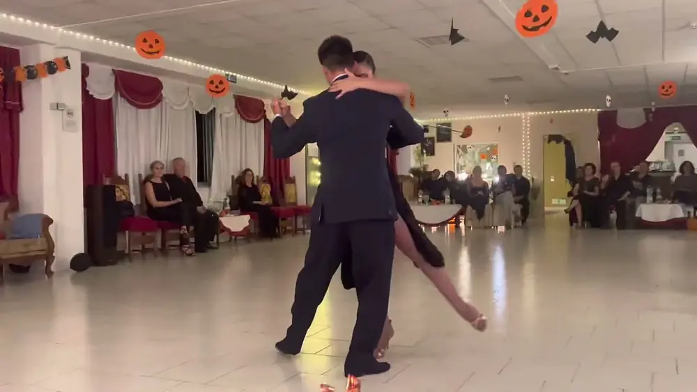 Video thumbnail for Germaine tango Carlos Di Sarli , Edwin Espinosa y Alexa Yepes (italy) Octubre 2022