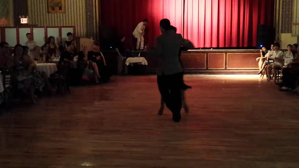 Video thumbnail for Argentine tango: Laila Rezk & Leandro Oliver - Mandria (partial)