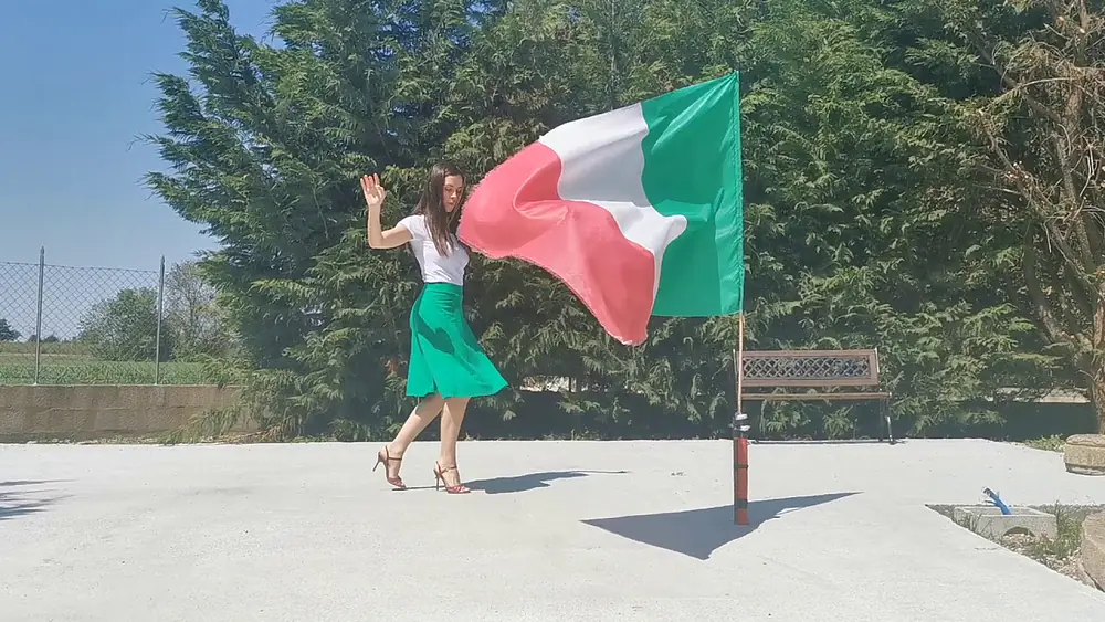 Video thumbnail for 25 aprile - "Bella Ciao" Tango - Isabella Fusi