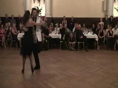 Video thumbnail for Diego "El pajaro" Riemer y Belen Giachello (4) - 12th International Hamburg Tango Festival