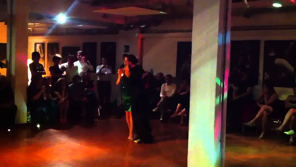 Video thumbnail for El acomodo - Gianpiero Galdi & Nadia Hronidou