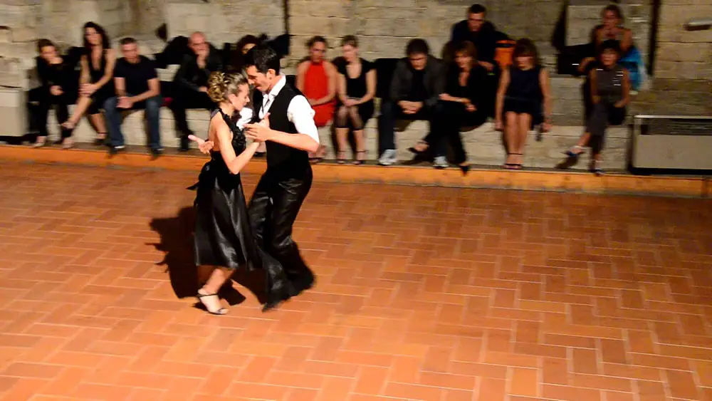 Video thumbnail for MAXI COPELLO y NADIA JOHNSON Anteprima TODI TANGO FESTIVAL  Alice Tango a Todi 20 10 2012 2:4