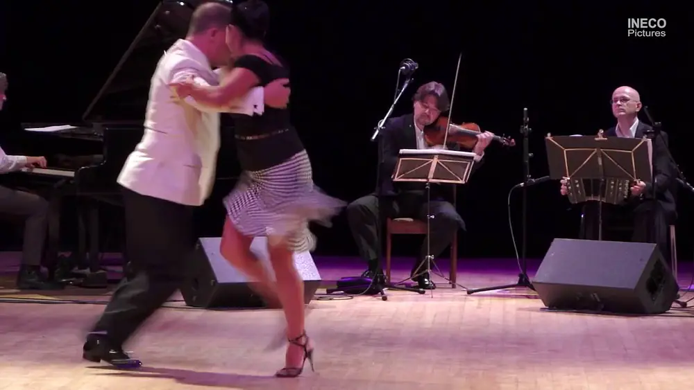 Video thumbnail for Sebastian Misse & Andrea Reyero, Demoliendo tangos - Milonga de Mis Amores