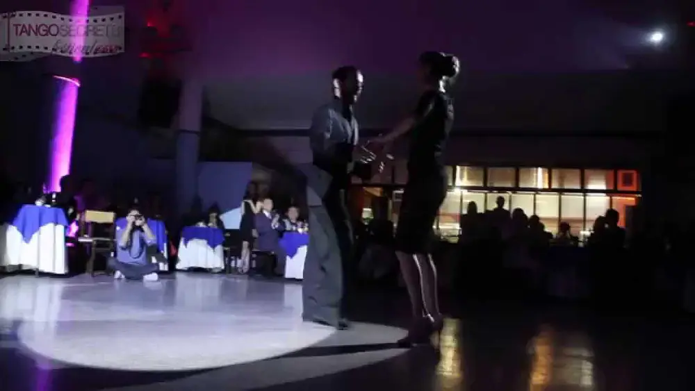 Video thumbnail for SERCAN YIGIT Y ZEYNEP AKTAR en el Tango Secrets Festival 2014 02/02