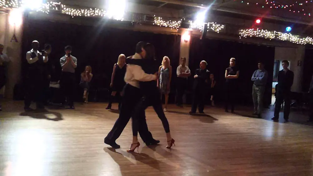 Video thumbnail for Argentine Tango:Jorge Torres- pre milonga Class