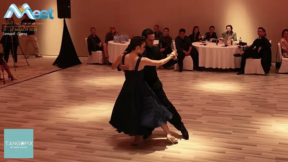 Video thumbnail for Juan Malizia & Manuela Rossi dance Aníbal Troilo - Tecleando