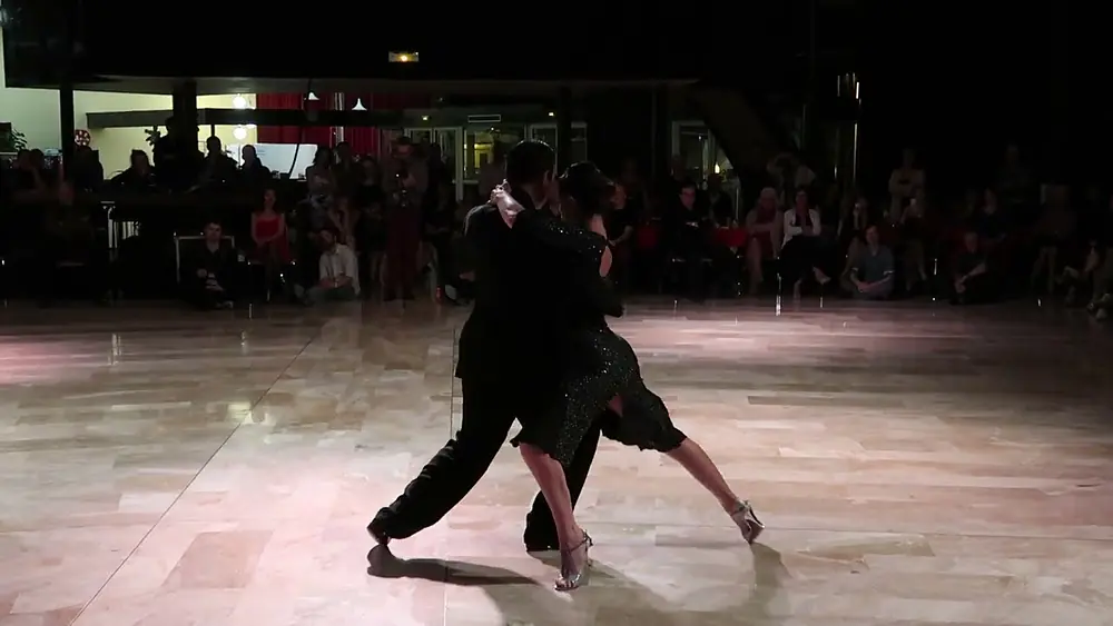 Video thumbnail for Tango Invierno Festival - Claudia Codega et Esteban Moreno 1/2