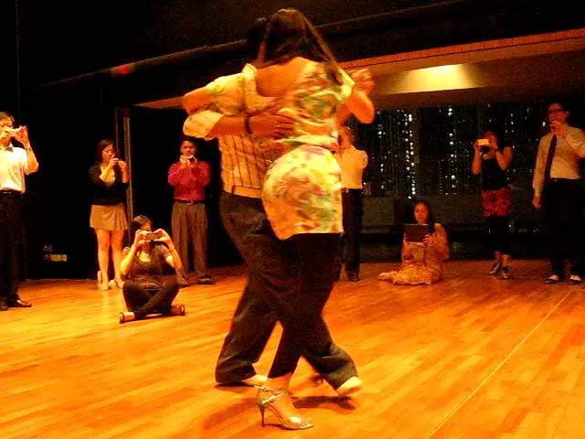 Video thumbnail for Sebastian Achaval & Roxana Suarez November 10 2011 Hong Kong Pivots Demo Class 2