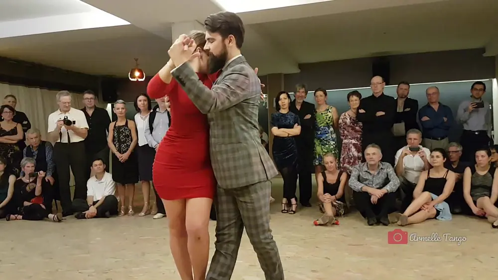 Video thumbnail for Marko Miljević & Maja Petrović ❤ Por Calles Muertas @ Les Allumés du Tango à Nantes