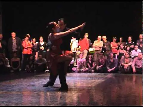 Video thumbnail for TANGO LA HAYA - Claudia Codega & Esteban Moreno (1)