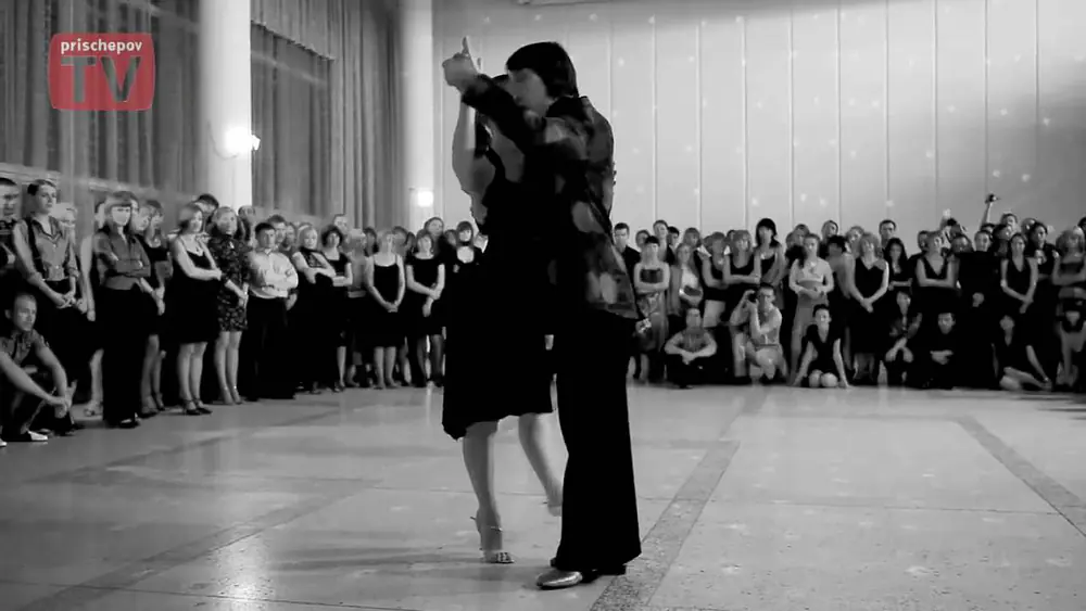 Video thumbnail for Slava Ivanov & Olga Leonova, 5th International Tango Camp Crimean Vacations 2010(4)