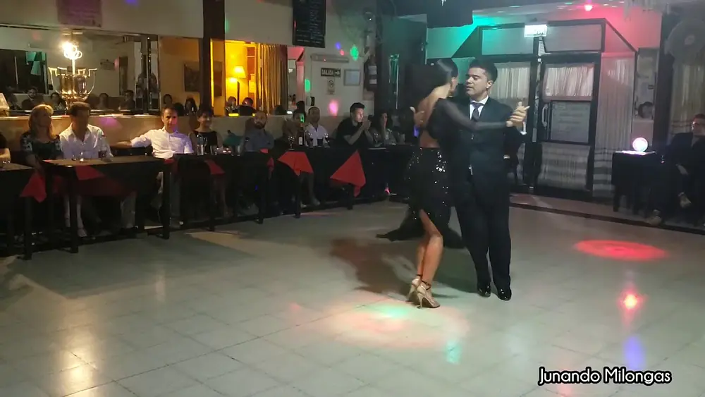 Video thumbnail for MAGDALENA VALDEZ & CRISTHIAN SOSA (Milonga)