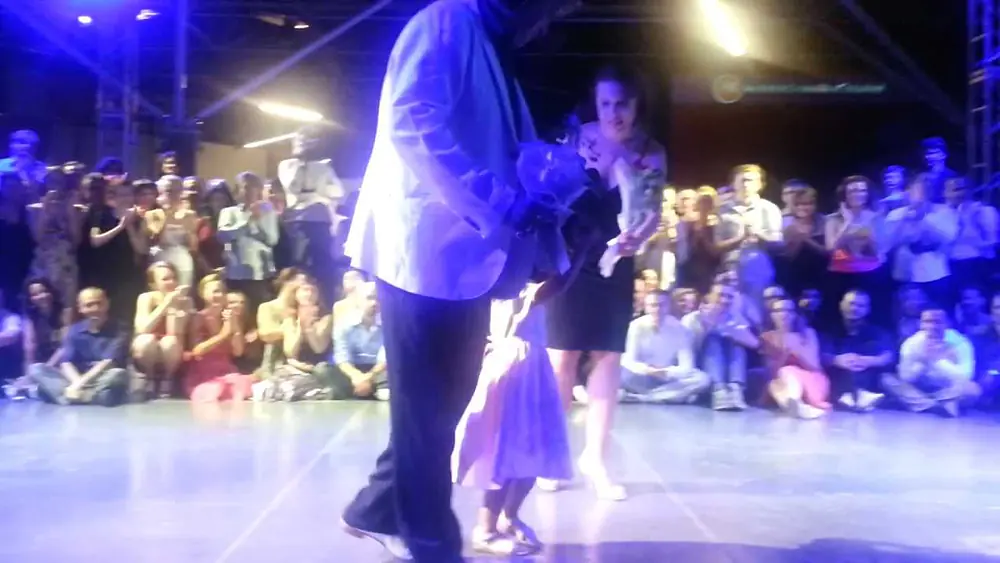 Video thumbnail for Julio BALMACEDA & Corina De La ROSA, 7th İstanbul Tango Ritual, 17-11-2012