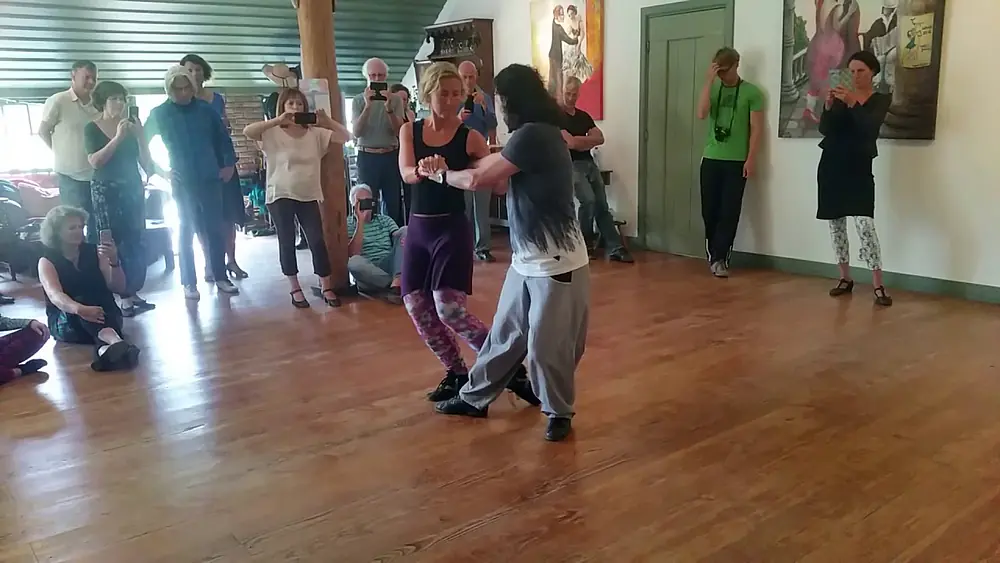 Video thumbnail for Neo Tango Demo by Ezequiel Sanucci & Lydia Müller after workshop at De Uelenspieghel