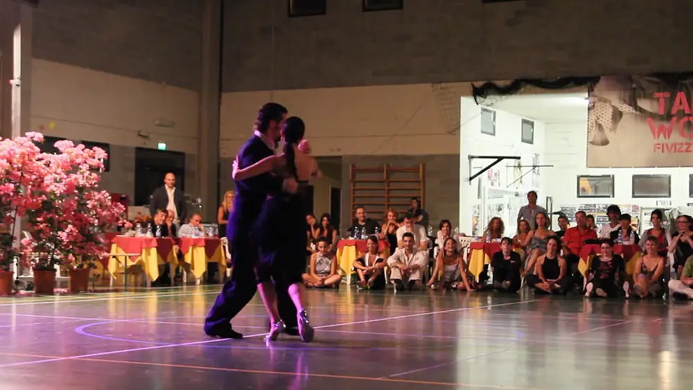 Video thumbnail for El Pajaro & La Dragone (Diego Riemer & Mariana Dragone)