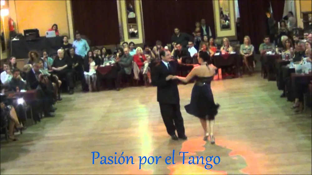 Video thumbnail for NADIA IBAÑEZ y GONZALO ROBINSON Bailando LA MILONGA QUE HACIA FALTA en YIRA YIRA MILONGA
