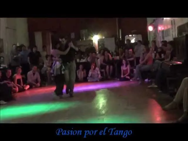 Video thumbnail for MARIANGELES CAAMAÑO y BRUNO TOMBARI bailando el vals NO NOS VEREMOS MAS en la milonga LA DISCEPOLO