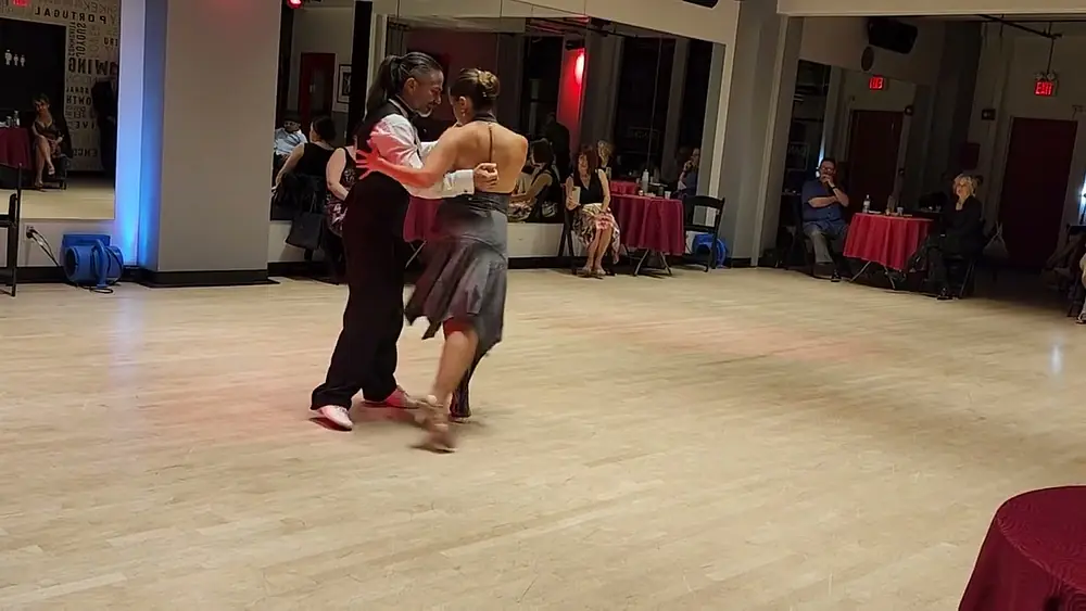Video thumbnail for Argentine tango: Lilach Mor Duarte & Cristian Duarte - Frente Al Mar