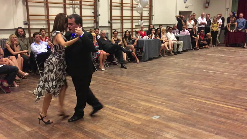 Video thumbnail for Eugenia Ramirez Miori & Hernan Alvarez Prieto - Milonga