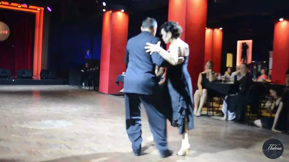 Video thumbnail for Claudia Códega & Esteban Moreno en Milonga Malena!!! 2/4