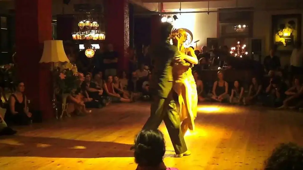 Video thumbnail for Eugenia Parrilla y Yanick Wyler La Plataforma Berlin 2