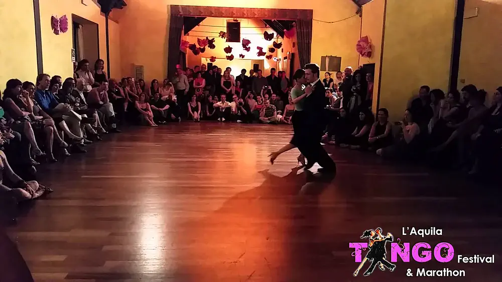Video thumbnail for Csongor Kicsi & Laura Iaru - 1/3 Tango - Yuyu Brujo - Juan D'Arienzo