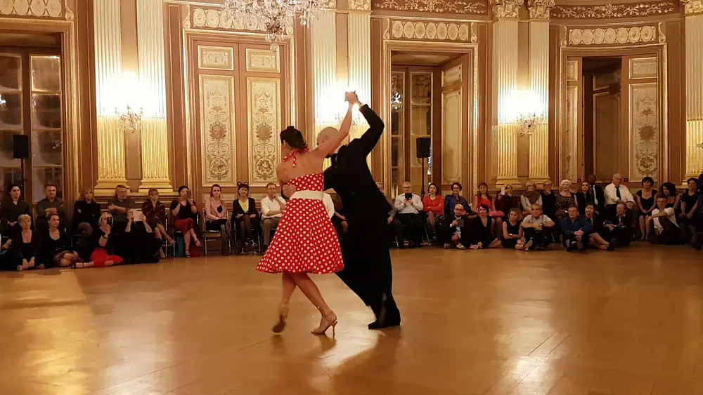 Video thumbnail for Santiago Giachello  & Maria Belén Giachello @ Festival Tango à L'Opéra de Bordeaux  _ Démo 5/5