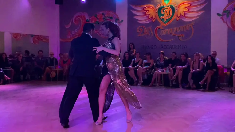 Video thumbnail for Mariana Casagrnade & Daniel Oviedo 3/4 - 2 Corazones Tango Accademia Rimini 15/11/2019