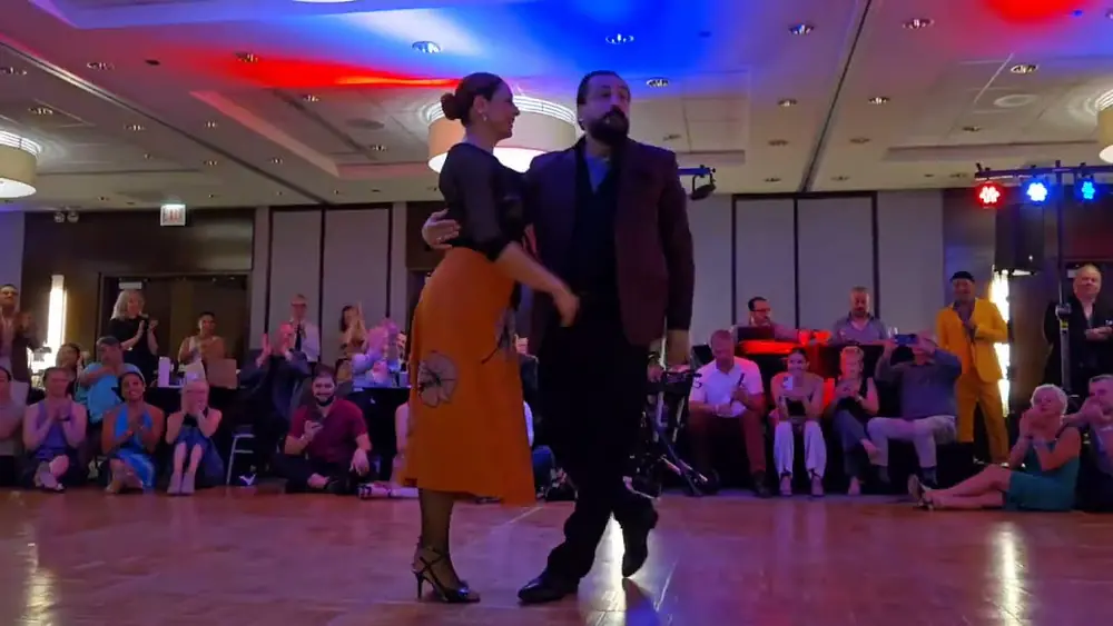Video thumbnail for Rino Fraina y Graziella Pulvirenti  -  9 De Julio  - Orquesta Juan D'Arienzo