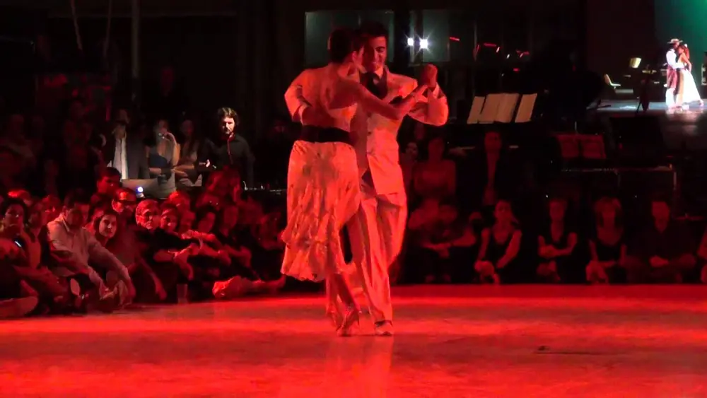 Video thumbnail for Sebastian Achaval y Roxana Suarez bailan en el 12º Festival de Torino