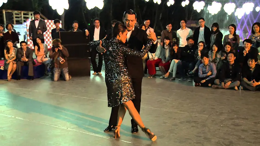 Video thumbnail for Natalia Hills & Alejandro Aquino 2, Korea island tango Festival, 12.09.2015